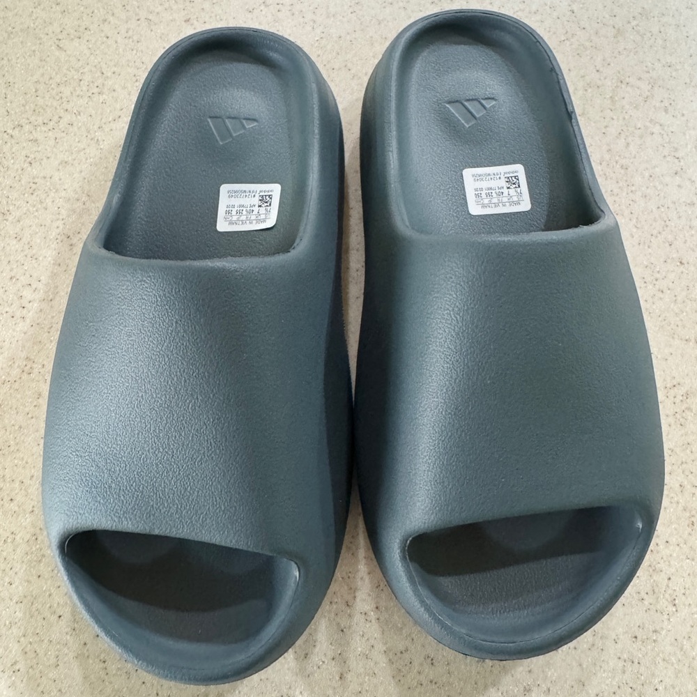 Yeezy Slide Slate Marine W 7.5